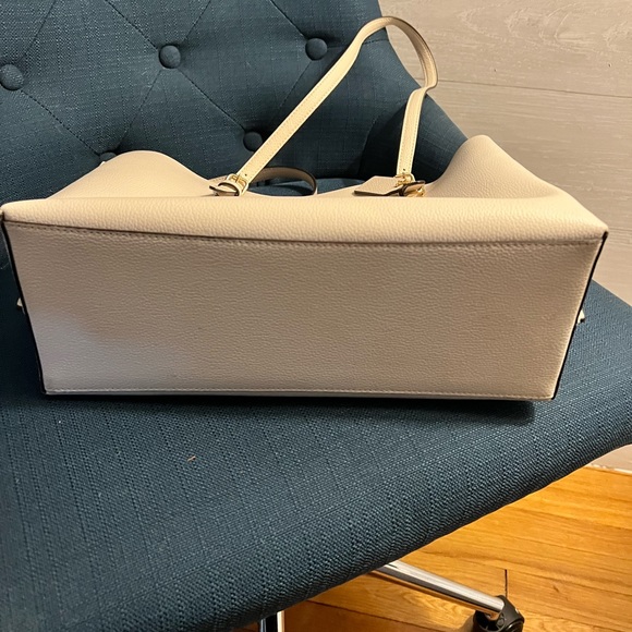 Cream Coach Bag - like new - Picture 4 of 4
